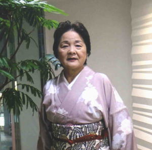 進藤かつ子